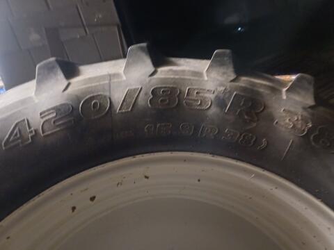 Reifen 420/85R38