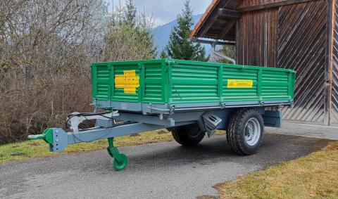 Anhänger Dreiseitenkipper