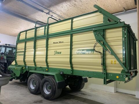 Ladewagen Krone Titan 6/48