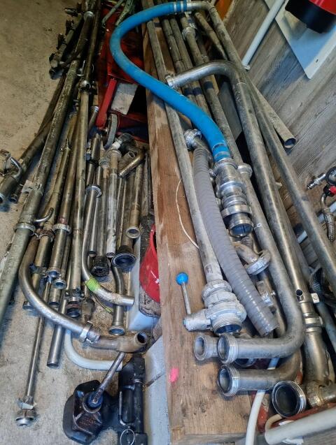 verkaufe  Edelstahl Rohre 30 d 40 d 50d  usw