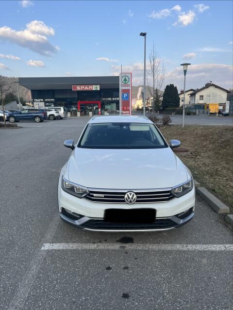 VW Passat Alltrack Kombi / Family Van