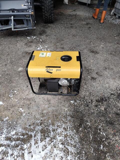 Atlas Copco Stromgenerator QEP 8 HP S5