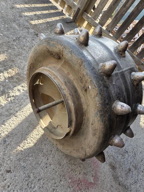 Stachelräder für Motormäher  Aebi cc56 und cc66