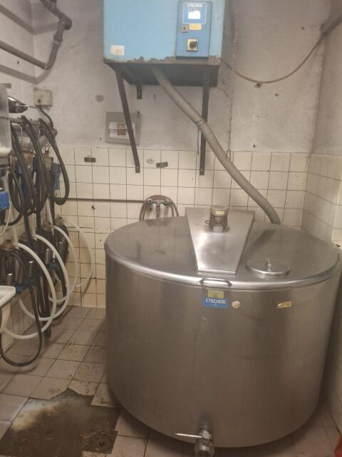 Milchtank 1.000 l