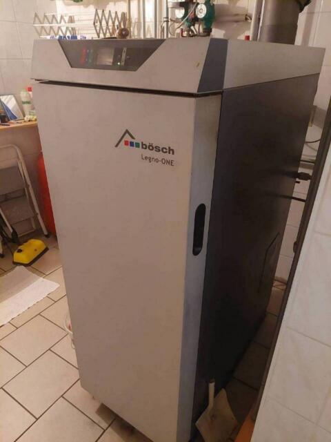 Holzvergaser 15 kW von Bösch für Stückholz