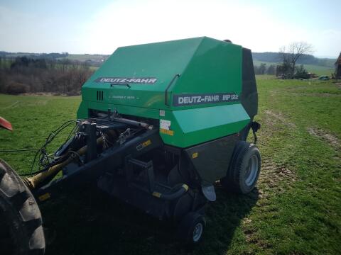 Rundballenpresse Deutz-Fahr MP122