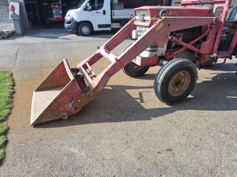 Massey Ferguson. Frontlader