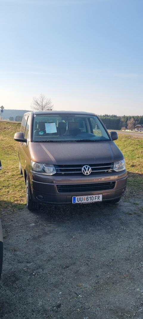 VW T5 Bus Caravelle