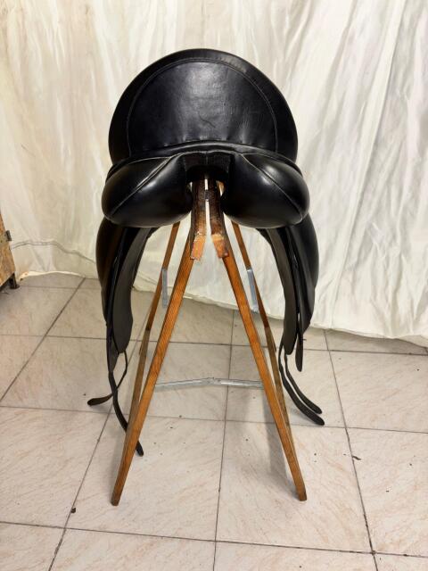 Sattel Kavalkade 18 Zoll lag auf Noriker