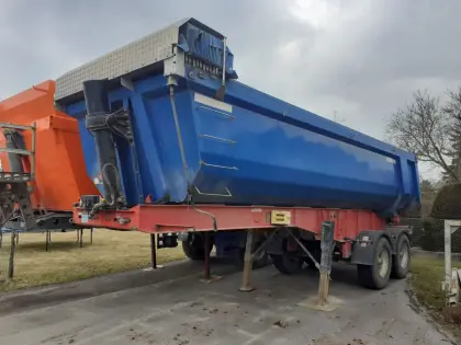 Schwarzmüller HKS 2