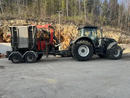Valtra S394 Bj. 2021 inkl. Hacker MUS-MAX WT10XLZ Bj. 2014