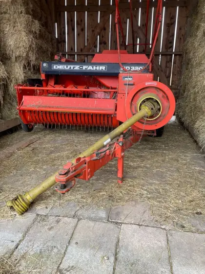 Kleinballenpresse Deutz-Fahr Hochdruckpresse HD320