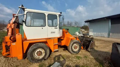 Baggerlader Schaeff SKB 902