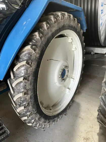 Verkaufe Pflegeräder, Kulturräder für Ford