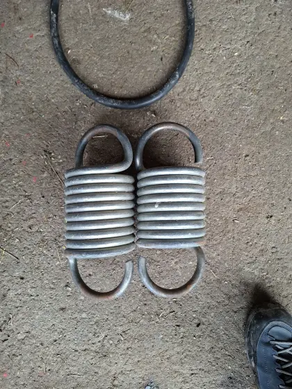 Pöttinger entlastungsfedern mit Ketten