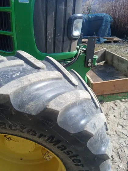 Traktorreifen zu verkaufen