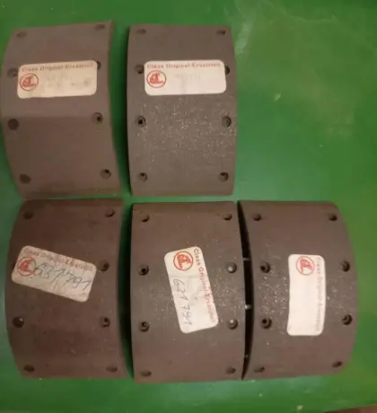 Bremsbeläge Claas Mähdrescher