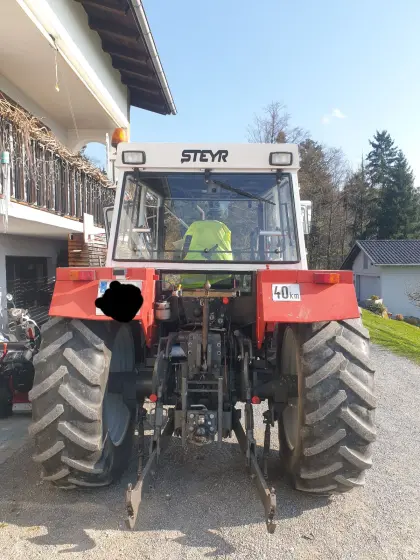 Steyr 8130