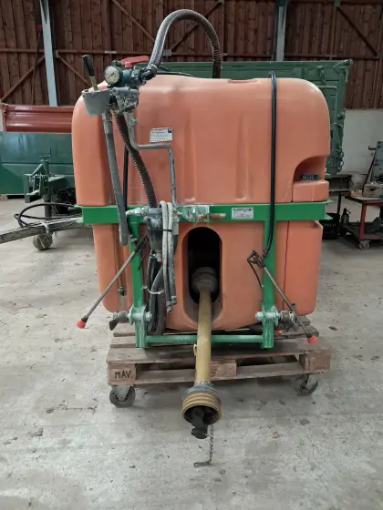 Weingartenspritze Jessernigg