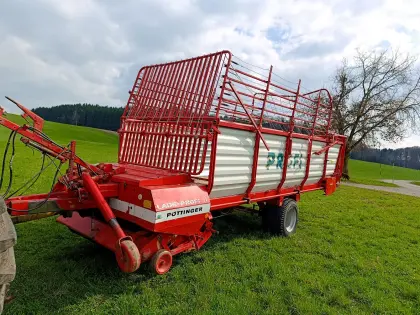 Pöttinger Ladewagen