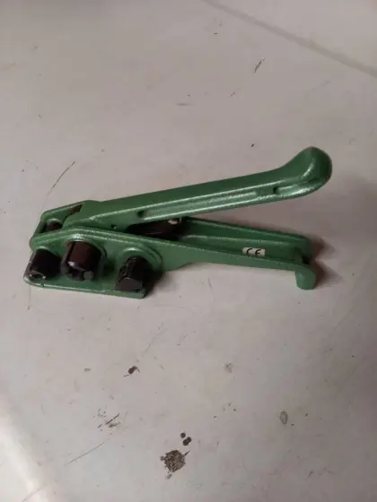 Bündelgerät für Kunststoffband