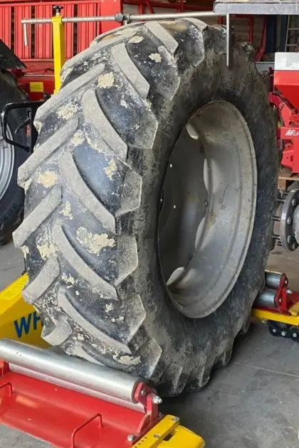 Reifen 18.4R34 (Michelin XM 18)