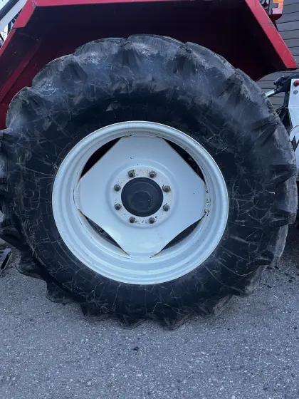 Steyr Kompletträder 16.9R30