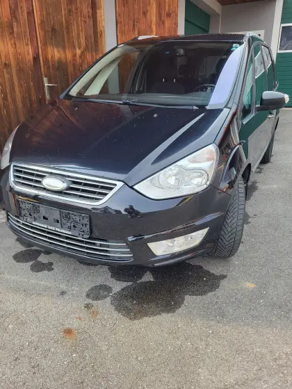 Ford Galaxy GHIA 2,0D