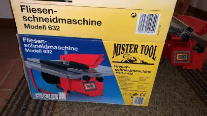 Fließenschneidmaschiene