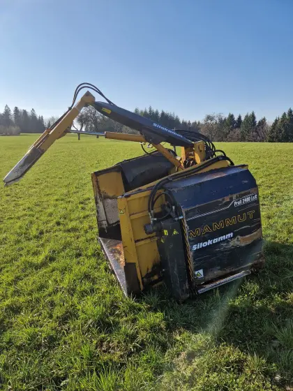 Silokamm Mammut Profil 2400 L&R