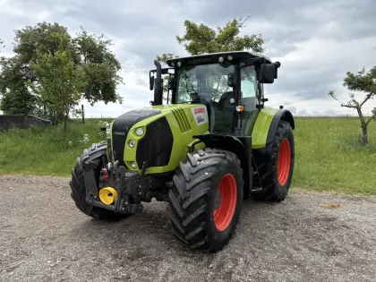 Claas Arion 620