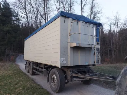 SCHWARZMÜLLER 3 Achs-Kippanhänger 45m³