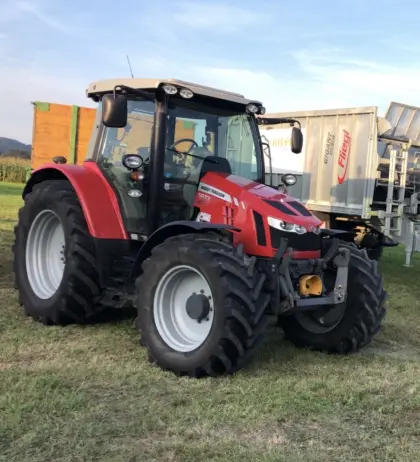 Massey Ferguson 5613 Dyna 6 Exclusive