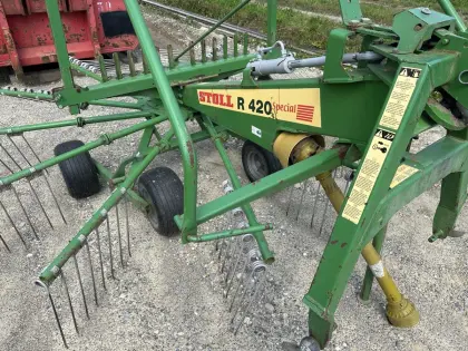 Kreiselschwader Stoll R420 Special