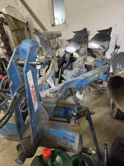 Rabe Wendepflug 4 Schar steingesichert