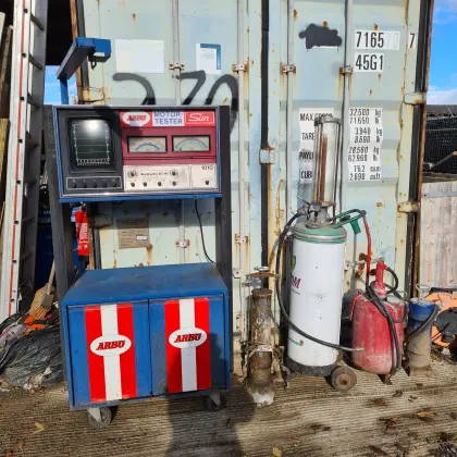 Nostalgische Werkstättenaccessoires