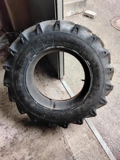 Steyr T180, Reifen 11,2 - 24