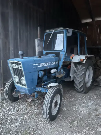 Ford 2600
