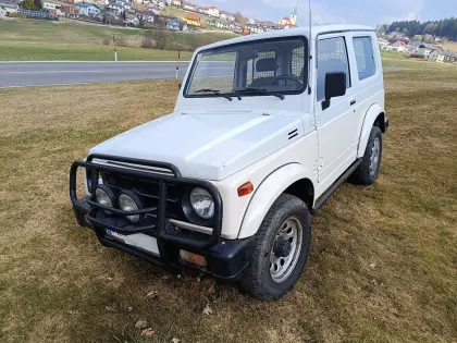 Suzuki Samurai