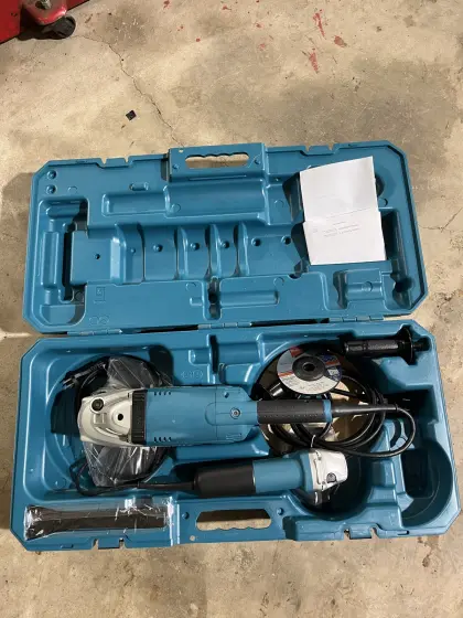 Makita Winkelschleifer