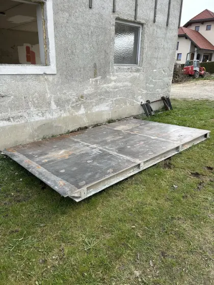 Schalltisch/Schweißtisch