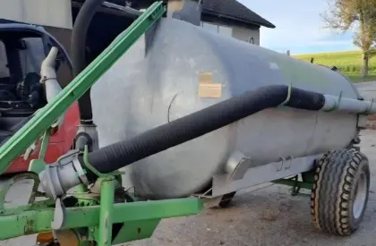 Suche Güllefass Bauer 4.000 l