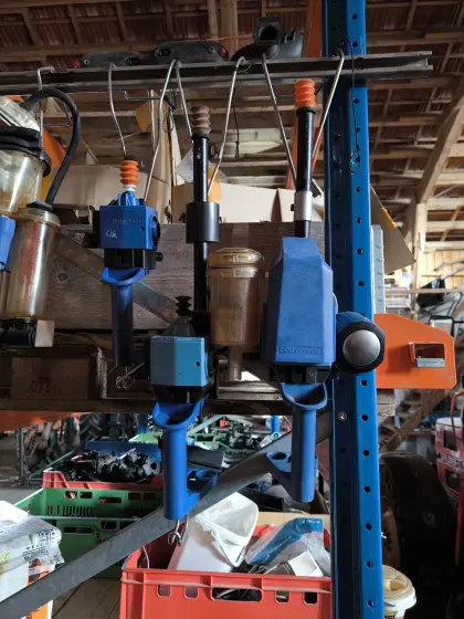 Alfa Laval gebrauchte Melkzeuge und Ersatzteile