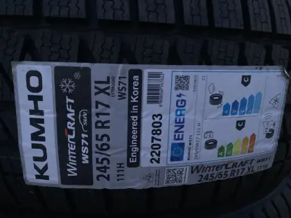 Winterreifen 245/65r17 neu
