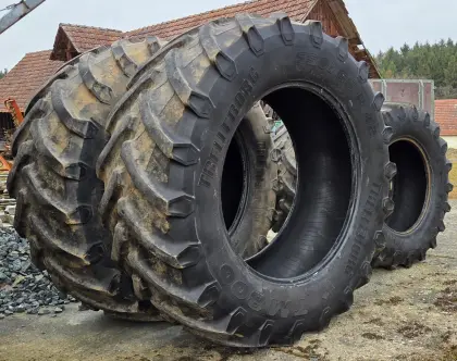 Traktorreifen Trelleborg 650/65 R42 und 540/65 R30