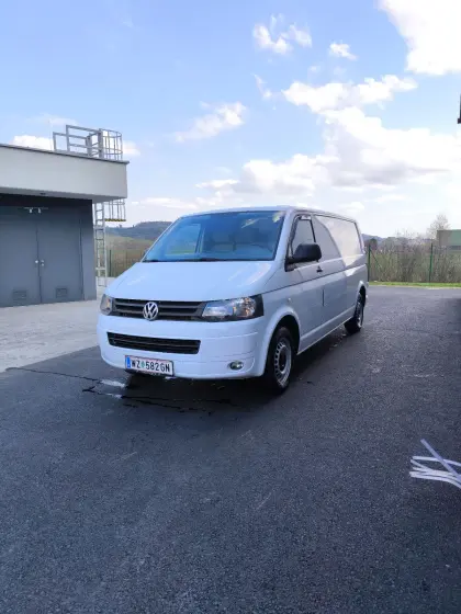 VW T5 Transporter – Camper-Ausbau – Allrad – langer Radstand