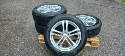 Winterkompletträder 235/55R18 104H ET45 8,0Jx18NZ