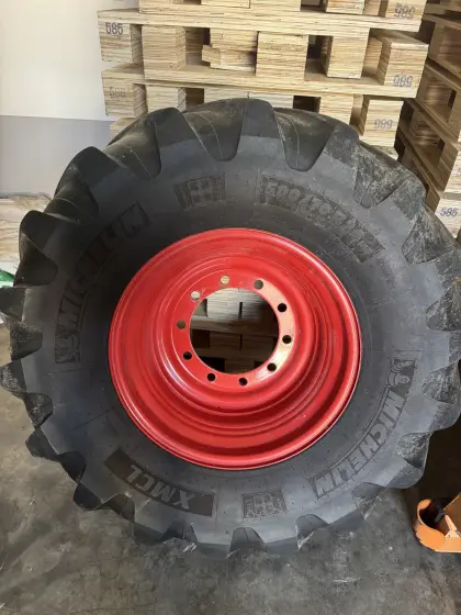 Reifen 500/70 R24
