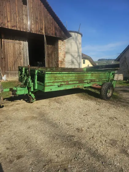 Anhänger 1-Achser alter Miststreuer