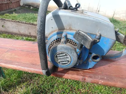 Oldtimer Motorkettensägen